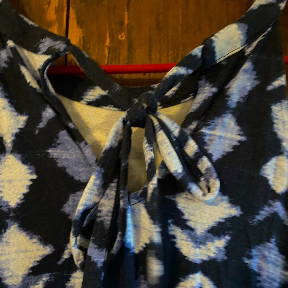 Blue patterned flounce hem dress - Picture 5 of 6